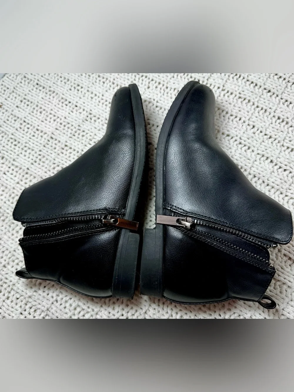 Classic Black Kid’s Chelsea Zip Up Boots - Sleek Leather Ankle Boots